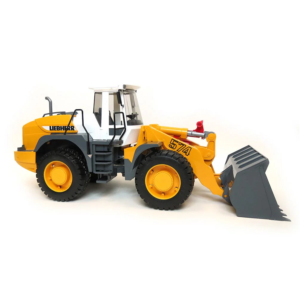 1/16 Liebherr L574 Road Wheel Loader by Bruder Plastic - Image 4