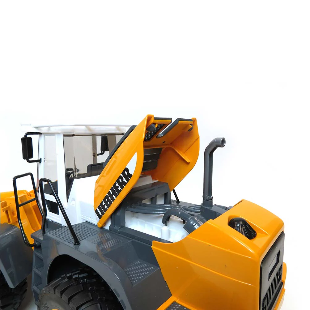 1/16 Liebherr L574 Road Wheel Loader by Bruder Plastic - Image 5