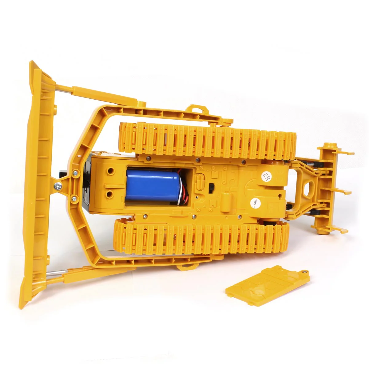 1/24 Radio Control Caterpillar D7E Track-Type Tractor Dozer, Made of Durable Plastic - Image 6
