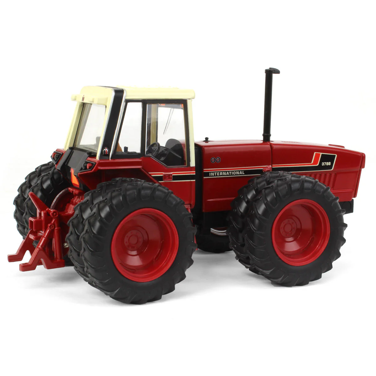1/32 International Harvester 3788 2+2 Tractor with Front & Rear Duals by ERTL - Image 3